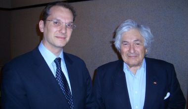Junto al Presidente del Banco Mundial (1995-2005), James Wolfensohn